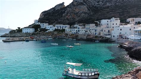 Weekend a Levanzo, perché andare nella «più  